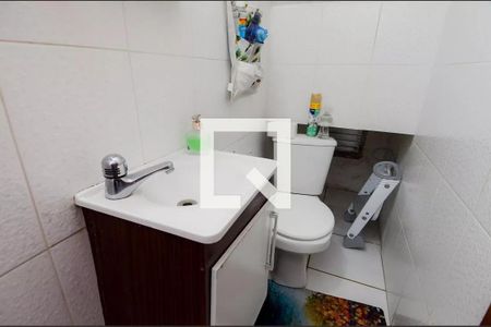 Casa à venda com 300m², 6 quartos e 6 vagas Casa à venda com 300m², 6 quartos e 6 vagasLavabo