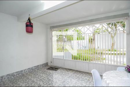 Casa à venda com 300m², 6 quartos e 6 vagas Casa à venda com 300m², 6 quartos e 6 vagasGaragem 2