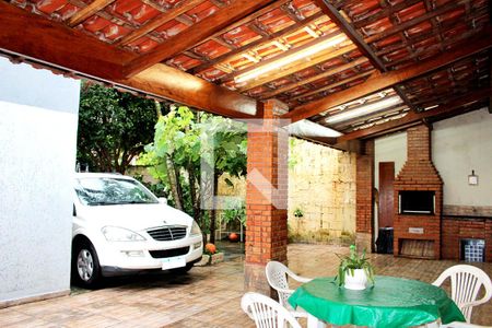 Casa à venda com 300m², 6 quartos e 6 vagasÁrea externa