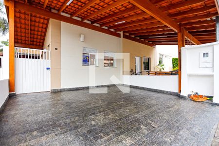 Casa de condomínio para alugar com 208m², 2 quartos e 2 vagasGaragem