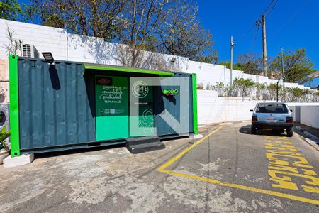 Casa de condomínio para alugar com 208m², 2 quartos e 2 vagasÁrea comum - mini mercado