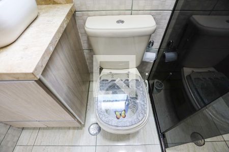 Casa de condomínio para alugar com 208m², 2 quartos e 2 vagasBanheiro - detalhes