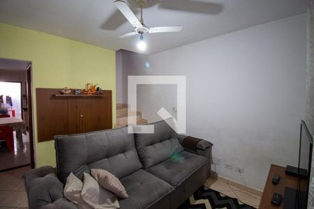 Sala de casa à venda com 2 quartos, 45m² em Vila Regina, São Paulo