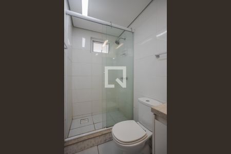 Banheiro da Suíte 1 de apartamento para alugar com 2 quartos, 95m² em Chácara das Pedras, Porto Alegre