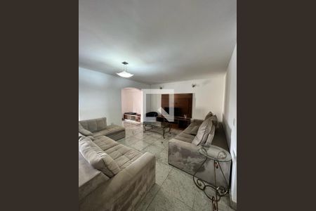 Casa à venda com 5 quartos, 520m² em Colorado, Contagem