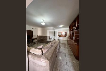 Casa à venda com 5 quartos, 520m² em Colorado, Contagem