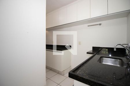 Cozinha de apartamento para alugar com 1 quarto, 60m² em Asa Sul, Brasília