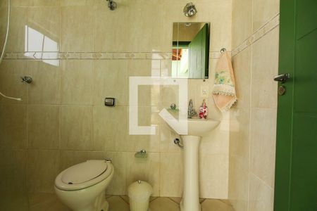 Casa à venda com 410m², 4 quartos e 2 vagasBanheiro 2