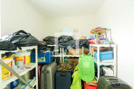 Casa à venda com 410m², 4 quartos e 2 vagasQuarto de Serviço