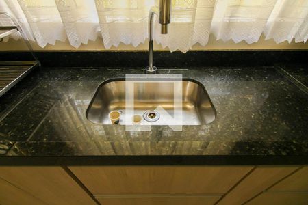 Casa à venda com 410m², 4 quartos e 2 vagasCozinha