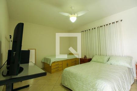 Casa à venda com 410m², 4 quartos e 2 vagasQuarto 4