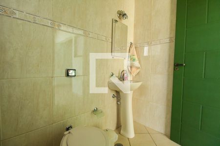 Casa à venda com 410m², 4 quartos e 2 vagasBanheiro 2