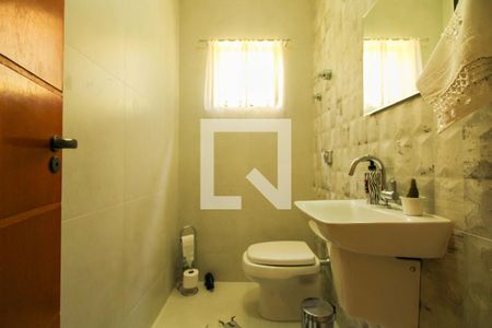 Casa à venda com 410m², 4 quartos e 2 vagasLavabo