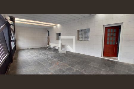 Casa para alugar com 120m², 3 quartos e 4 vagas Casa para alugar com 120m², 3 quartos e 4 vagasGaragem