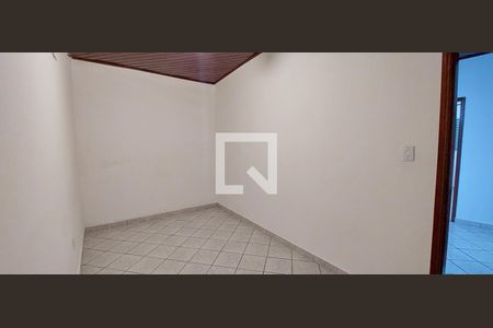 Casa para alugar com 120m², 3 quartos e 4 vagas Casa para alugar com 120m², 3 quartos e 4 vagasQuarto 2