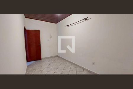 Casa para alugar com 120m², 3 quartos e 4 vagas Casa para alugar com 120m², 3 quartos e 4 vagasQuarto 2
