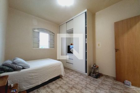 Casa à venda com 160m², 4 quartos e 4 vagasQuarto 2