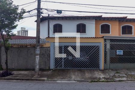 Casa à venda com 90m², 2 quartos e 2 vagasFachada