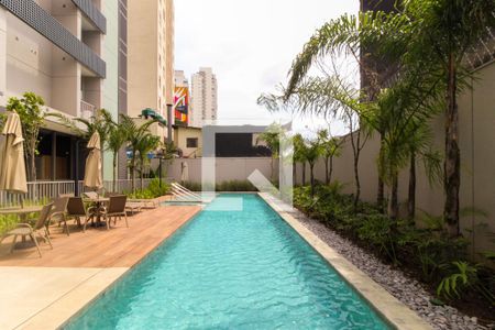 Apartamento para alugar com 27m², 1 quarto e sem vaga Apartamento para alugar com 27m², 1 quarto e sem vagaÁrea comum - Piscina