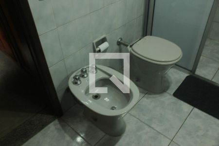 Casa à venda com 500m², 4 quartos e 6 vagasBanheiro da Suíte 3