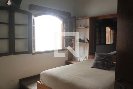 Casa à venda com 500m², 4 quartos e 6 vagasSuíte 3