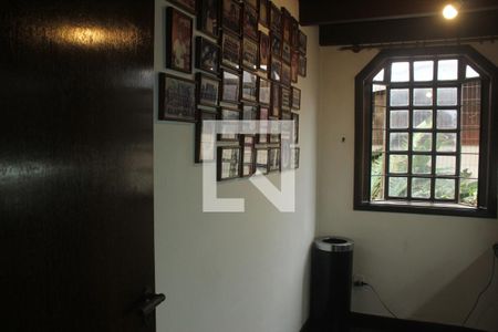 Casa à venda com 500m², 4 quartos e 6 vagasSala de Estudos