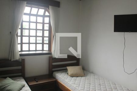 Casa à venda com 500m², 4 quartos e 6 vagasSuíte 1