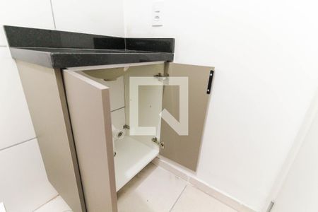 Apartamento à venda com 39m², 2 quartos e sem vagaBanheiro