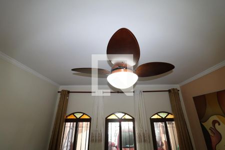 Sala de casa à venda com 3 quartos, 116m² em Vila Mazzei, São Paulo