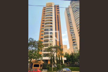 Apartamento à venda com 178m², 3 quartos e 3 vagas Apartamento à venda com 178m², 3 quartos e 3 vagasFachada