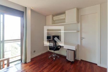 Apartamento à venda com 178m², 3 quartos e 3 vagas Apartamento à venda com 178m², 3 quartos e 3 vagasQuarto 1