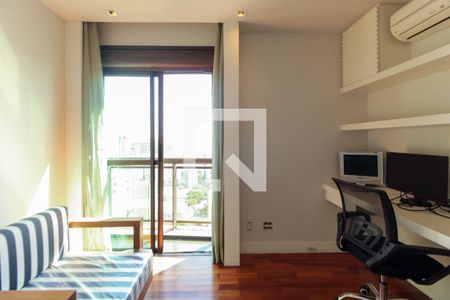 Apartamento à venda com 178m², 3 quartos e 3 vagas Apartamento à venda com 178m², 3 quartos e 3 vagasQuarto 1