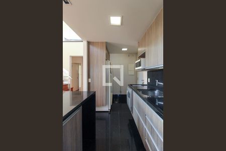 Apartamento à venda com 178m², 3 quartos e 3 vagas Apartamento à venda com 178m², 3 quartos e 3 vagasCozinha