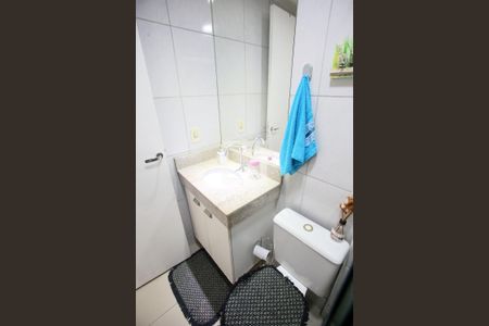 Apartamento à venda com 62m², 2 quartos e 1 vagaBanheiro Social