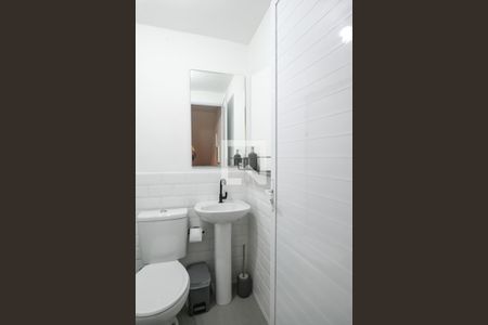 Banheiro de kitnet/studio para alugar com 1 quarto, 40m² em Aclimação, São Paulo