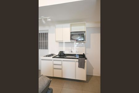 Sala/Cozinha de kitnet/studio para alugar com 1 quarto, 40m² em Aclimação, São Paulo