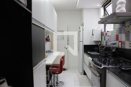 Apartamento à venda com 202m², 3 quartos e 2 vagasCozinha