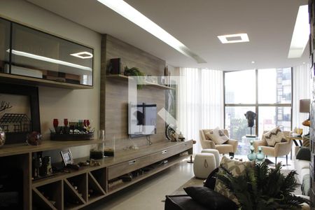 Sala de apartamento à venda com 3 quartos, 202m² em Cambuí, Campinas