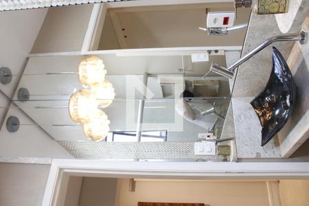 Apartamento à venda com 202m², 3 quartos e 2 vagasBanheiro dos Quartos 