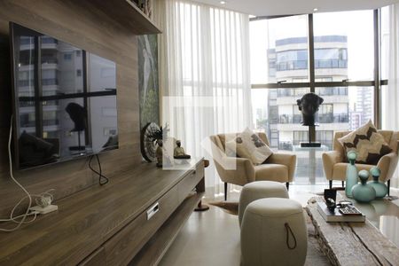 Sala de apartamento à venda com 3 quartos, 202m² em Cambuí, Campinas