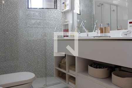 Apartamento à venda com 202m², 3 quartos e 2 vagasBanheiro da Suíte