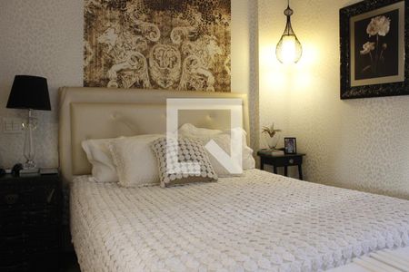 Suíte de apartamento à venda com 3 quartos, 202m² em Cambuí, Campinas