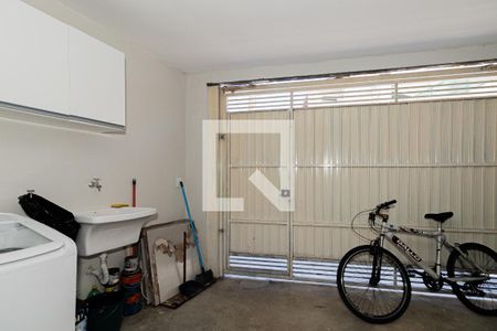 Casa à venda com 111m², 2 quartos e 1 vagaÁrea de Serviço