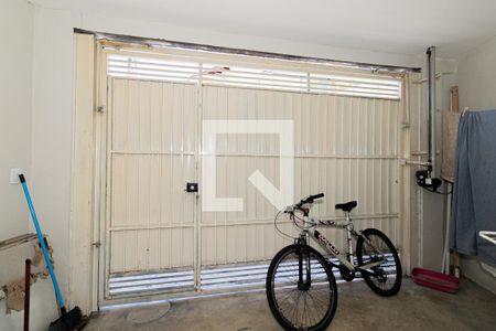 Casa à venda com 111m², 2 quartos e 1 vagaÁrea de Serviço