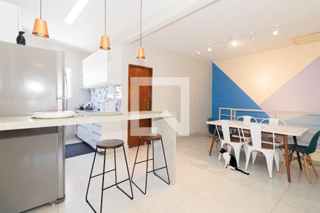 Sala/Cozinha de casa à venda com 2 quartos, 111m² em Vila Carolina, São Paulo