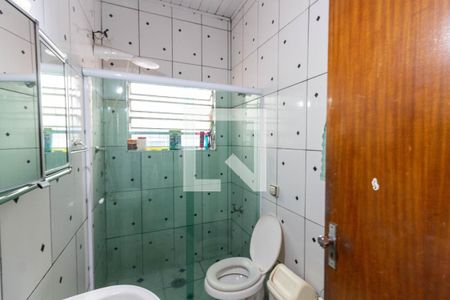 Casa à venda com 100m², 4 quartos e 2 vagasBanheiro 2