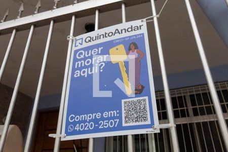 Casa à venda com 100m², 4 quartos e 2 vagasFachada