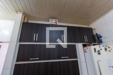 Casa à venda com 100m², 4 quartos e 2 vagasCozinha - Armários