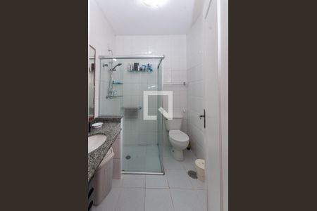 Casa à venda com 135m², 2 quartos e 3 vagasBanheiro 