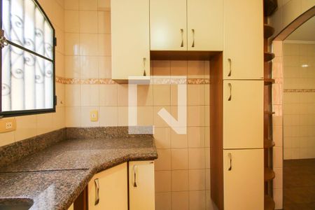Casa para alugar com 206m², 4 quartos e 5 vagas Casa para alugar com 206m², 4 quartos e 5 vagasCozinha